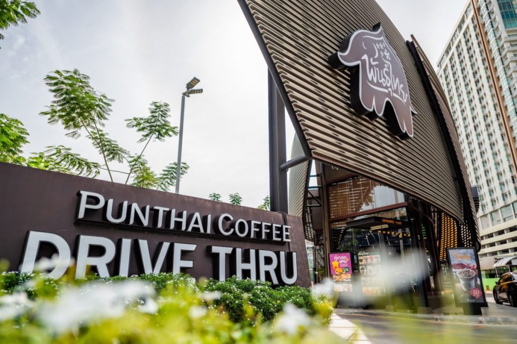 PTG ฟอร์มแรง! ครึ่งแรกปี 68 ยอดขาย Non-Oil โตโดดเด่น พร้อมปรับเป้ารายได้ธุรกิจ Non-Oil ปี 68 เพิ่มเป็น 50-60% “กาแฟพันธุ์ไทย” นำทีม – สมาชิก PT Max Card หนุนต่อเนื่อง